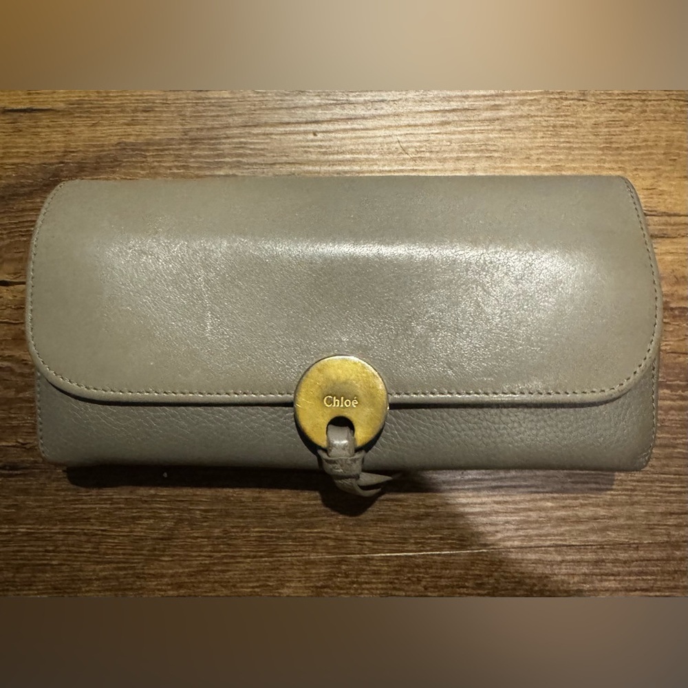 Chloe Gray Leather Wallet with Gold-Toned Detail and Snap Closure